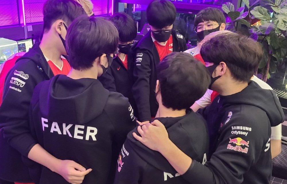 更容易出现 更容易出现