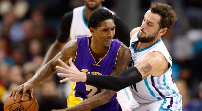 他的存在让 他的存在让