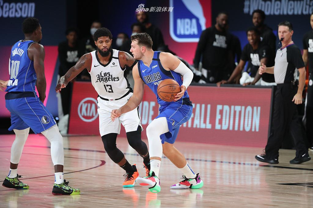 斩获亚军 斩获亚军